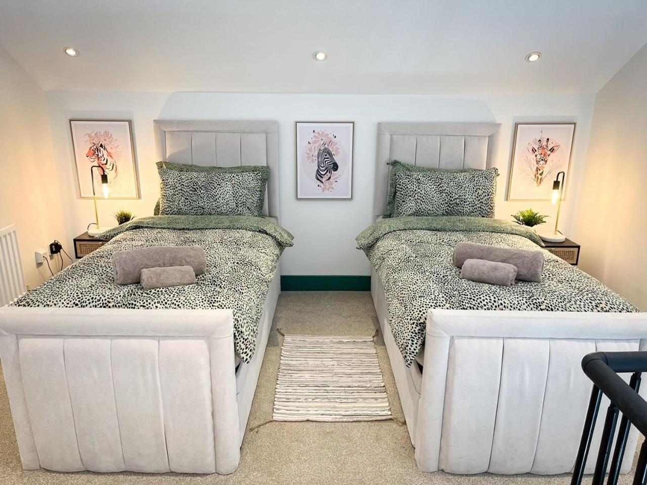 Jungle Escape, City Apartment With Parking & Terrace Τσέστερ Εξωτερικό φωτογραφία